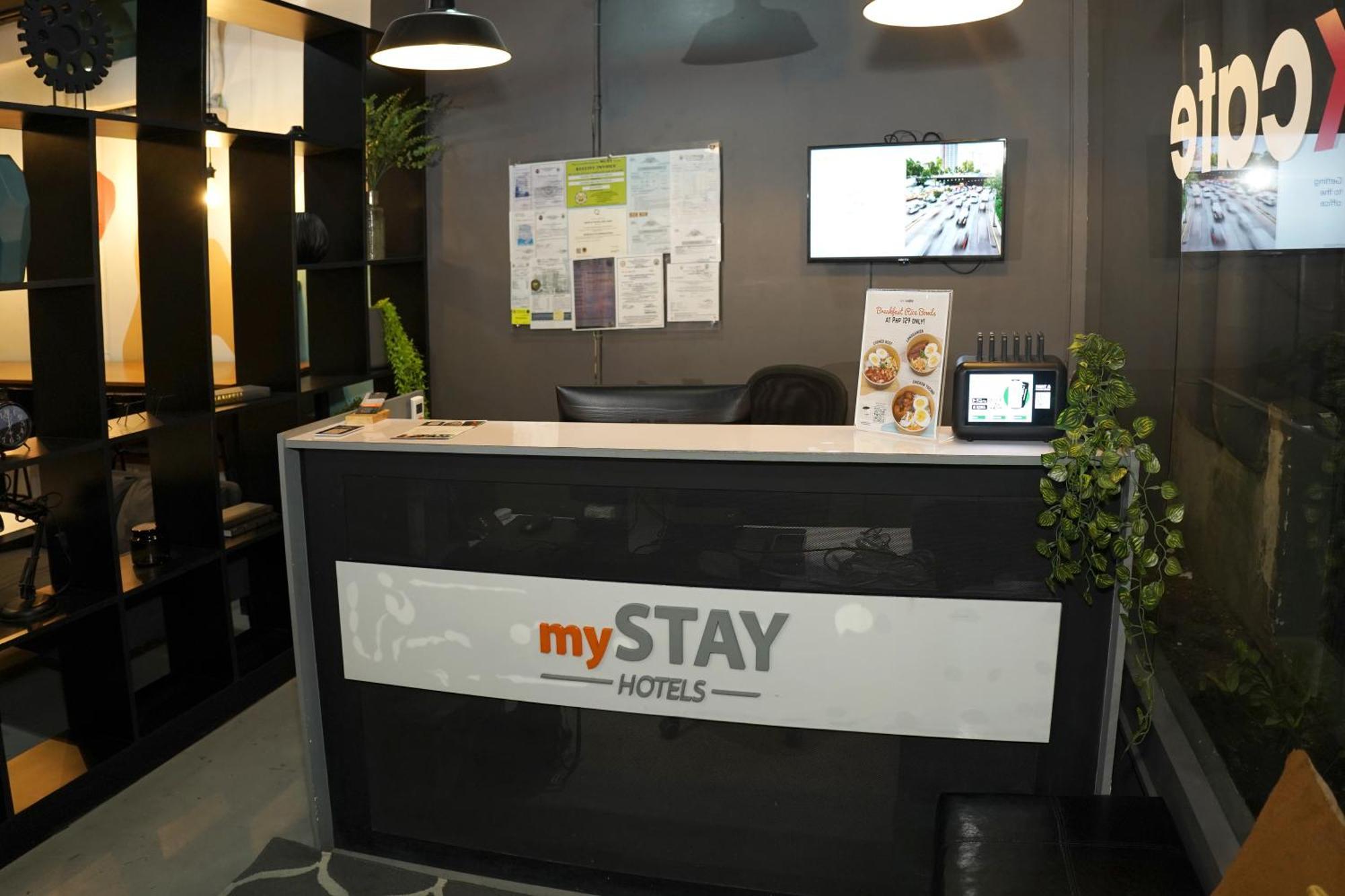 Mystay Hotel Bgc East Makati City Exterior photo